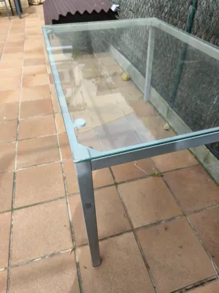 Mesa de jardín cristal y metal