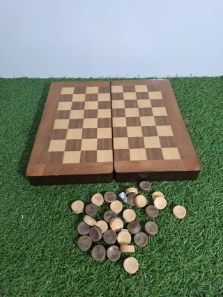 Gioco da tavolo scacchi e dama