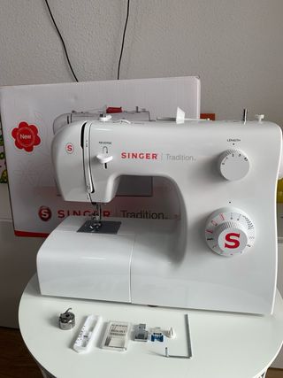 Máquina de Coser Singer Tradition 2250