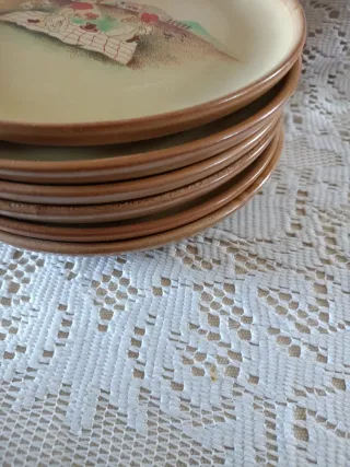 Sei piatti con disegno bimbe