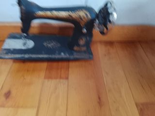 Máquina de coser Singer antigua