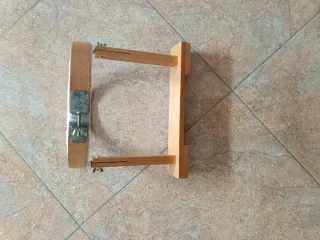 Bastidor de madera para bordar