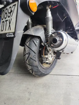 Kymco Gran Dink 125cc Maxi Scooter