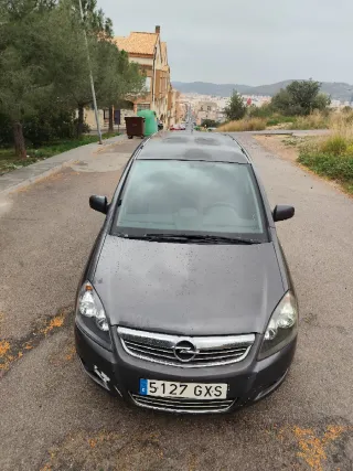 Opel Zafira 2010