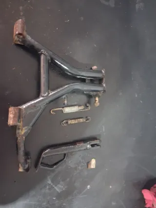 Amortiguadores Hyosung Aquila 125 y caballetes