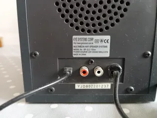 Altavoces Genius 2.1 amplificados