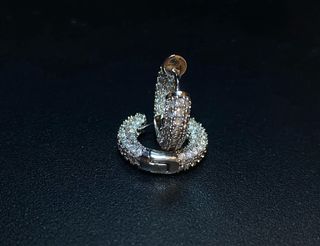 Orecchini ad anello con zirconi