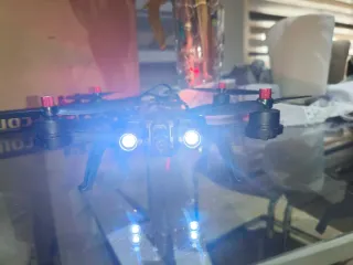 Dron Bugs 6 Racing