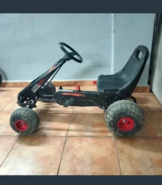 Kart a pedales negro