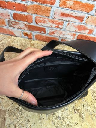 Borsa a spalla Gucci vintage Y2K nera