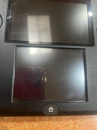 Nintendo 2DS Nera + Caricabatterie e Custodia