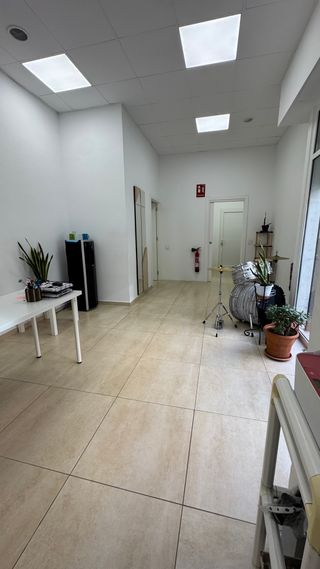 Alquiler de la sala o local entero