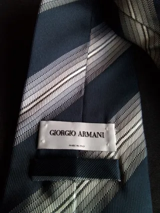 Corbata Armani Seda Rayas Azul y Plata