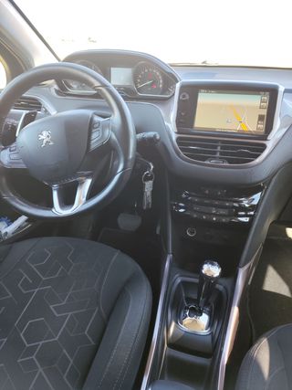 Peugeot 2008,año 2014 en perfecto estado