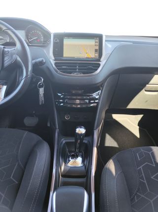 Peugeot 2008,año 2014 en perfecto estado