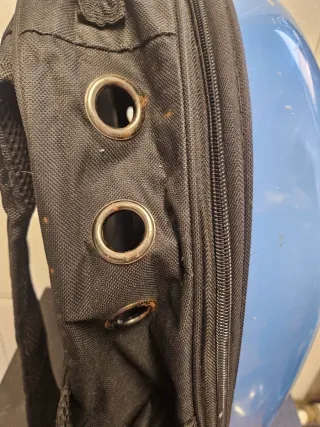 Transportín espacial para mascotas