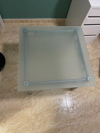 Set 2 Mesas auxiliar cristal y metal