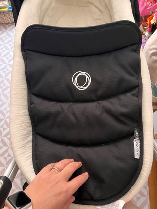 Capazo Bugaboo Bee 6 con adaptadores