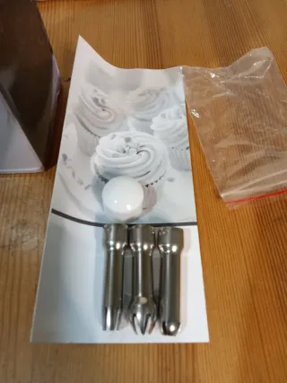 Sifone per panna montata spume creme, nuovo