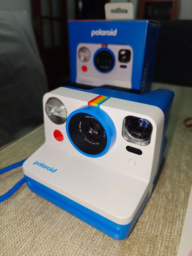 Polaroid Now Gen 2 Cámara Instantánea