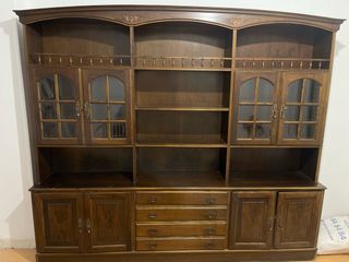 Mueble de salón clásico madera