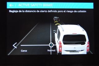 Citroen Berlingo M BlueHDI 100 SHINE 2020