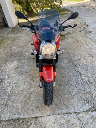 Aprilia Mana 850 ABS Roja/Plata