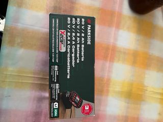 Cargador Parkside 20V 2.4A