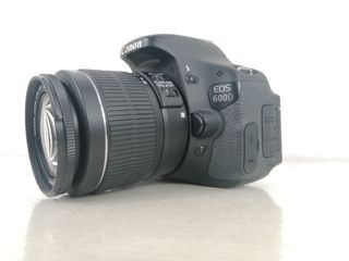 Canon EOS 600D Reflex Full HD