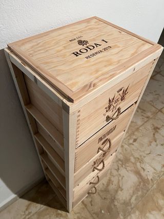 Cajonera artesanal de madera