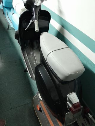 Vespas clásicas restauradas