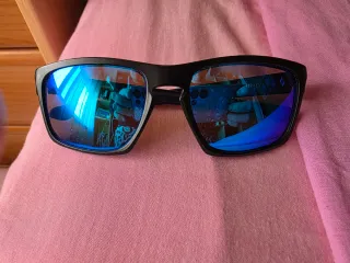 Occhiali da sole per bambini neri e blu