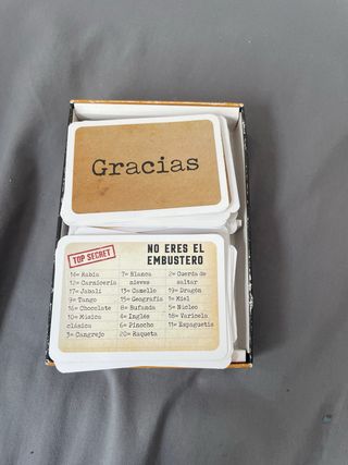 Juego de mesa de embustero