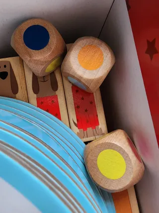 PUPPIES TOWER Juego de Equilibrio