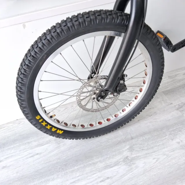 Bicicleta Trial Because 920mm