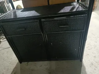 Estantería bambú y metal negra