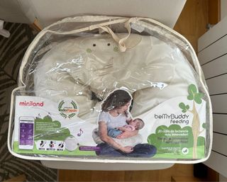 Cojín de lactancia marca Miniland