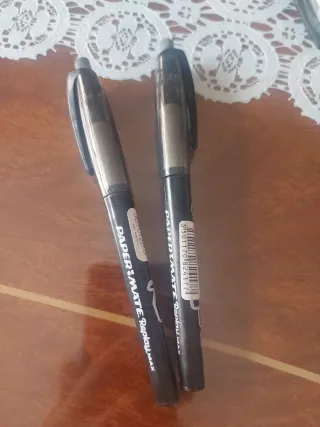 Lote 7 bolígrafos PaperMate borrables