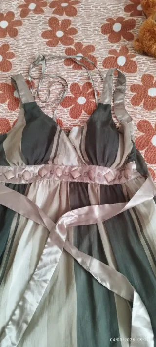 Vestito donna con perle beige e verde