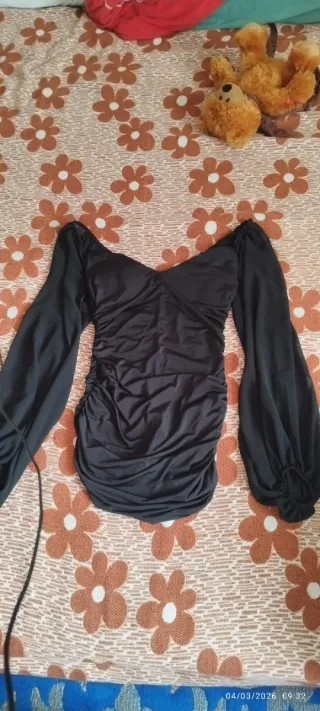 Vestito donna con perle beige e verde