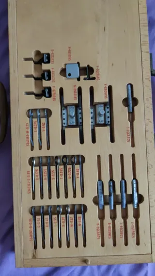 2 Cajas de Herramientas de Ajuste