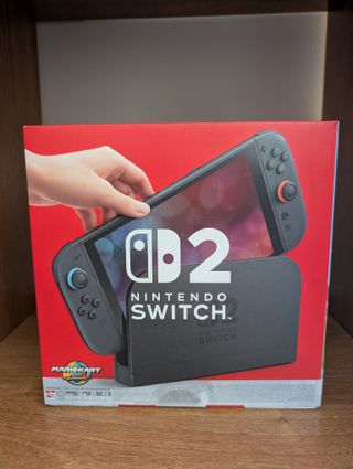 Nintendo Switch + Mario Kart 8 Deluxe