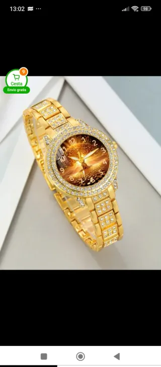 Conjunto de Joyas y Reloj Dorado
