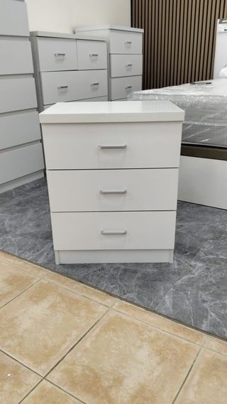 Conjunto Muebles Habitación: Cabecero + 2 Mesitas