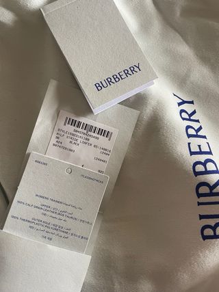 Burberry Zapatos Charol Negro