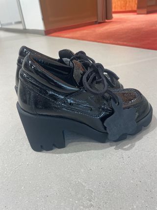 Burberry Zapatos Charol Negro