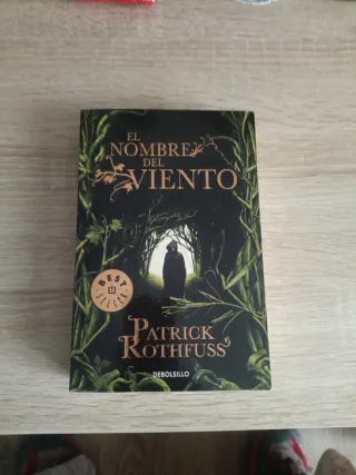 El nombre del viento / The Name of the Wind (Cr...