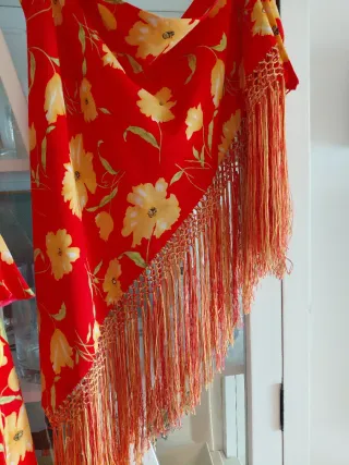 Falda Rociera con Mantoncillo y Pendientes