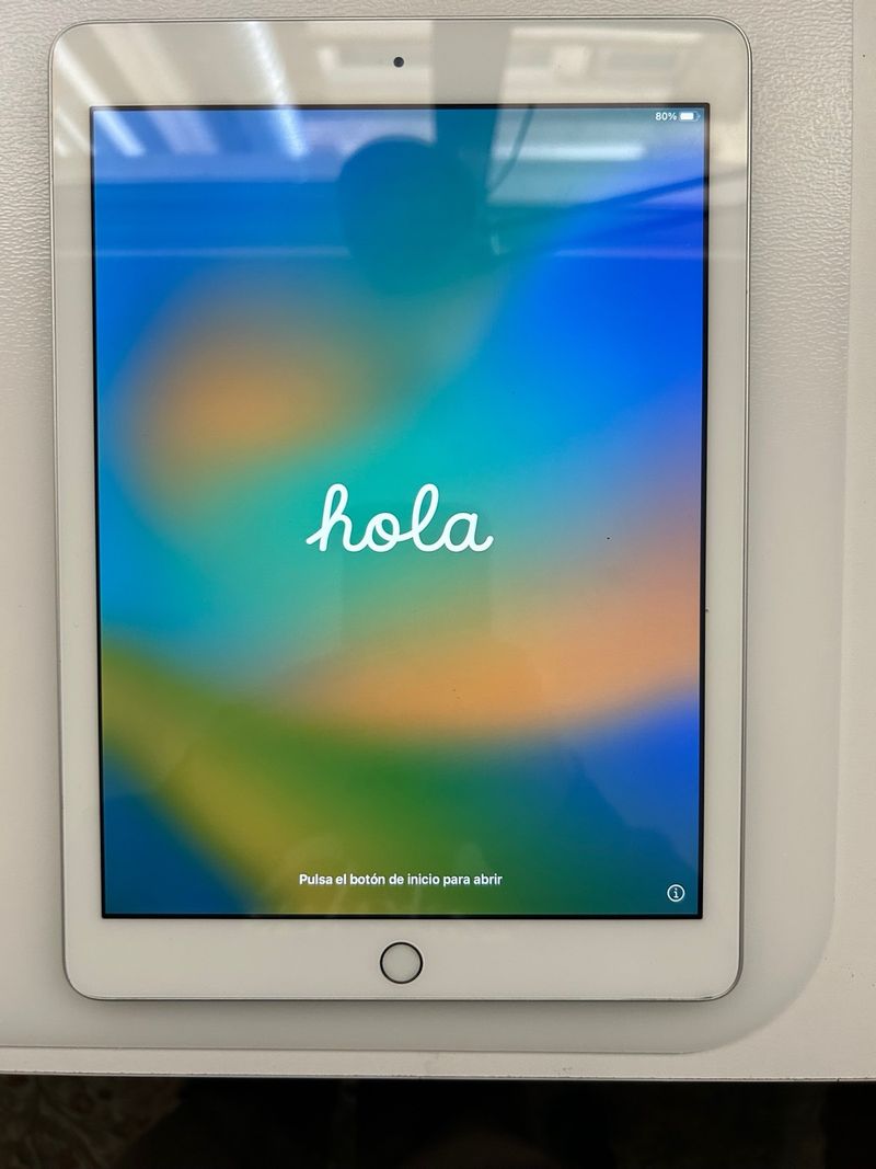 Apple iPad 5ta Gen Plata