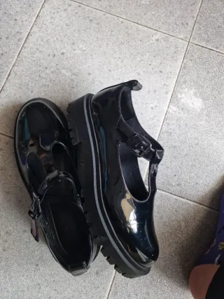 Zapatos negros de hebilla